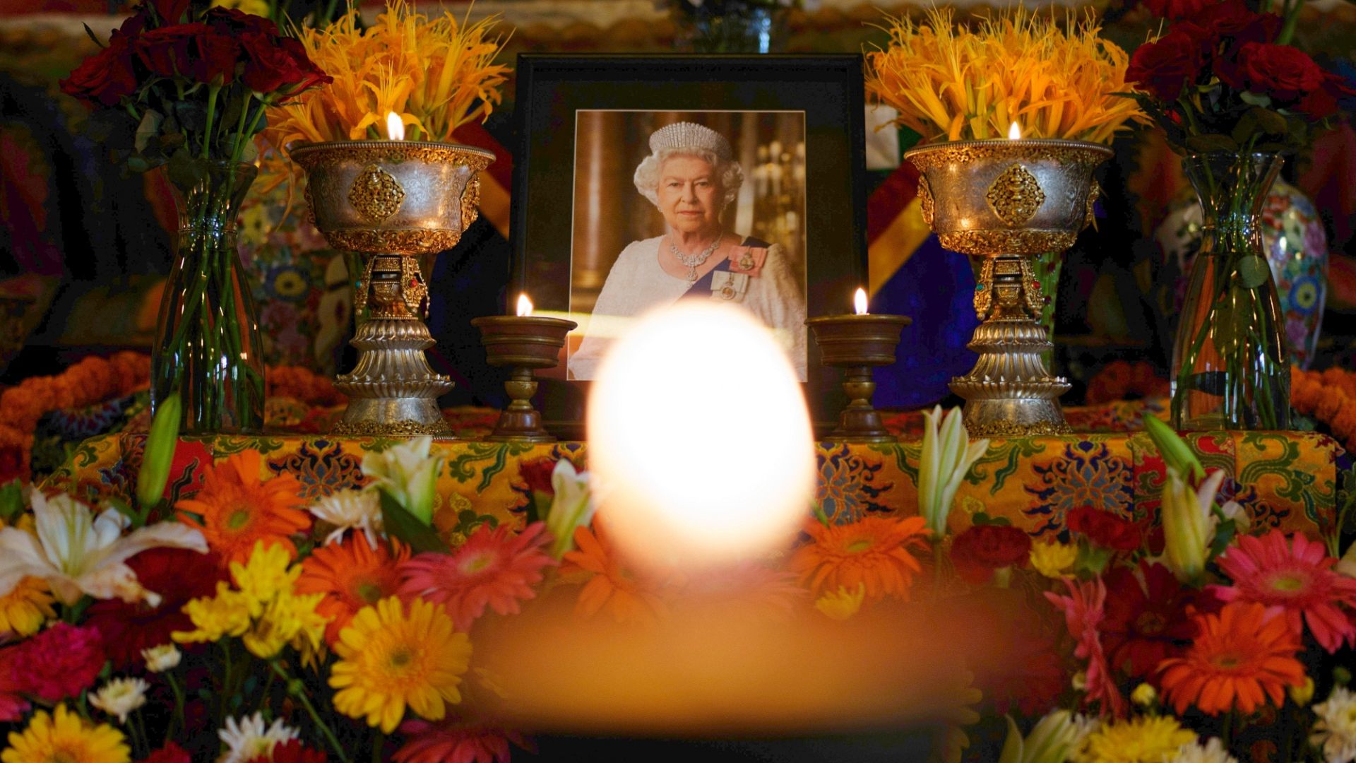 Historischer Abschied von Queen Elizabeth II 2 000 geladene Gäste