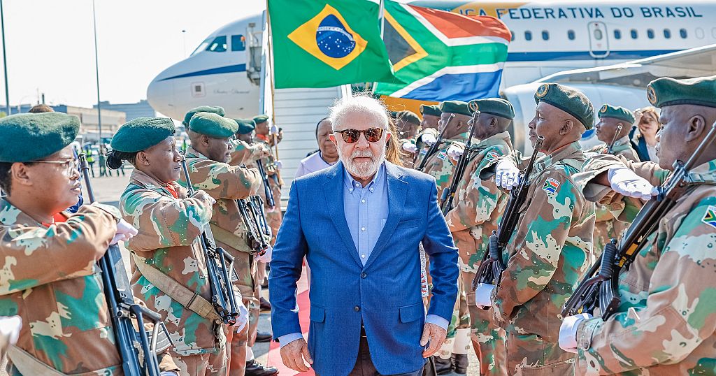 Sommet des BRICS Lula et Xi Jinping sont déjà en Afrique du Sud