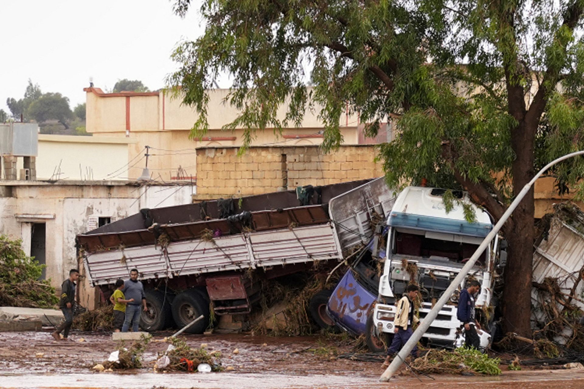 Inondazioni In Libia Dispersi La Croce Rossa Enorme Il