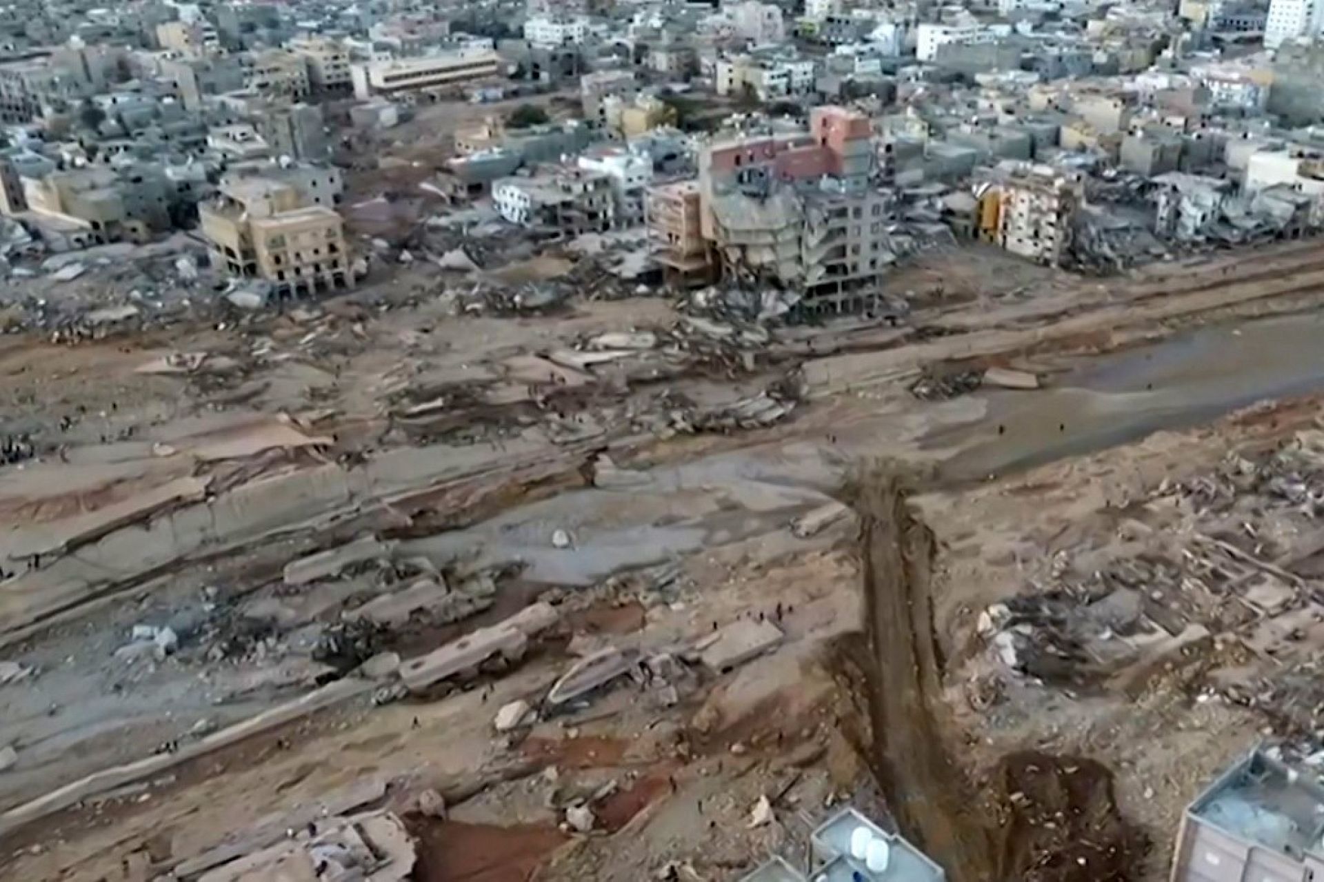 Alluvione In Libia Cadaveri E Acqua Stagnante Rischio Epidemie