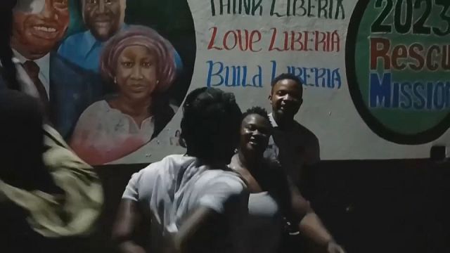 Présidentielle au Liberia: George Weah concède sa défaite face à l'opposant Boakai