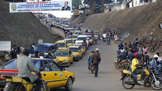 Cameroun : Biya prévient d'une possible hausse du prix du carburant