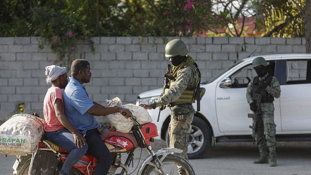 Dans l'impasse, le Premier ministre haïtien Ariel Henry est bloqué hors de son pays