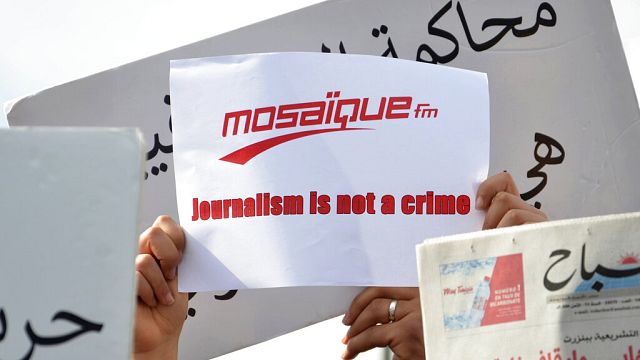Tunisie : un journaliste poursuivi pour "insulte contre fonctionnaire"