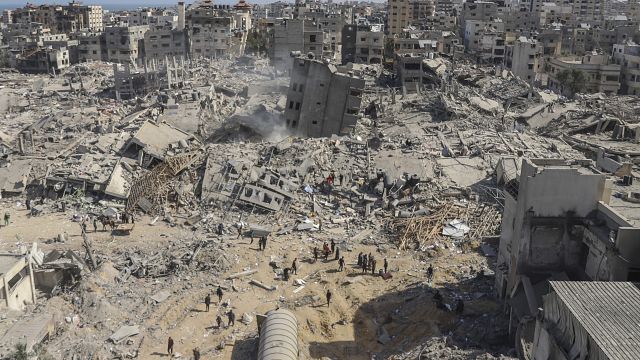 L'hôpital Al-Shifa en ruines après le départ des soldats israéliens