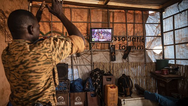 Le Burkina Faso suspend la BBC et Voice of America 