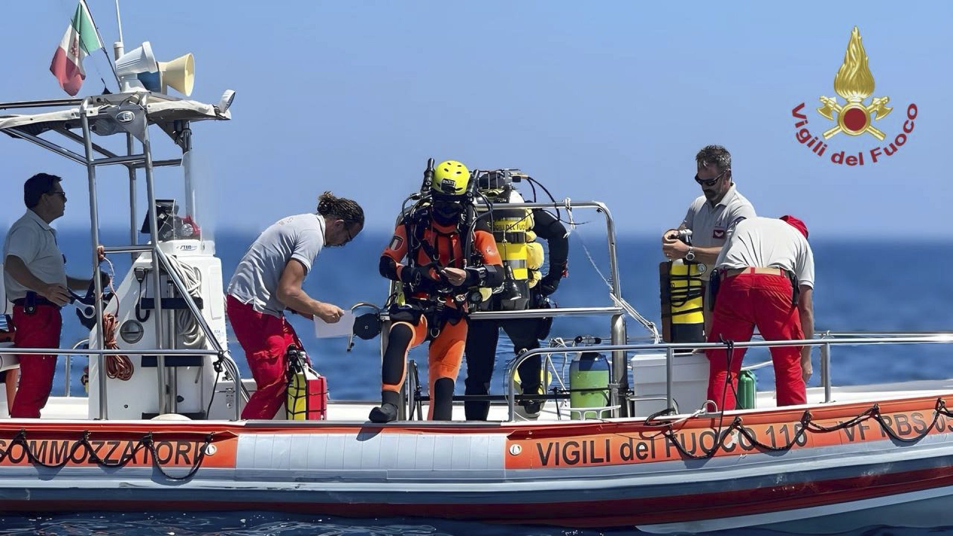 Naufragio Bayesian Indagato Il Comandante Dello Yacht Affondato In