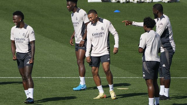 Mbappé trains with Real Madrid ahead of his first UEFA Champions League game with the club