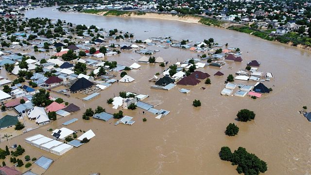 Torrential rains unleash catastrophic floods in West Africa thumbnail