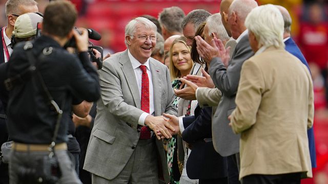 Football: Sir Alex Ferguson leaves Manchester United again thumbnail