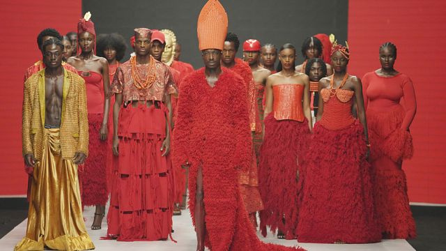 Afrobeats famous person, Davido, struts the catwalk at Lagos Trend Week thumbnail