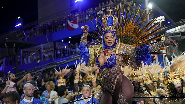 Top scoring samba schools return to Rio's Sambadrome for champion's parade thumbnail