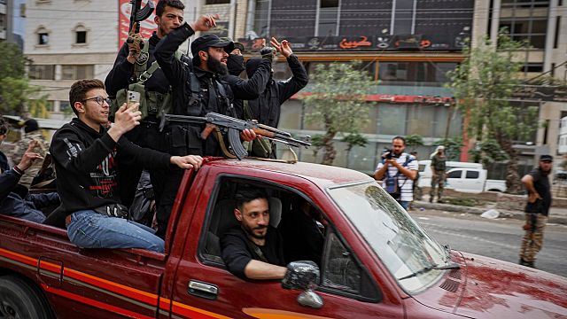 Syrian forces deploy in Damascus suburbs after two days of clashes thumbnail