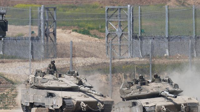 Lebanon warns Hamas not to carry out any attacks from its territory thumbnail