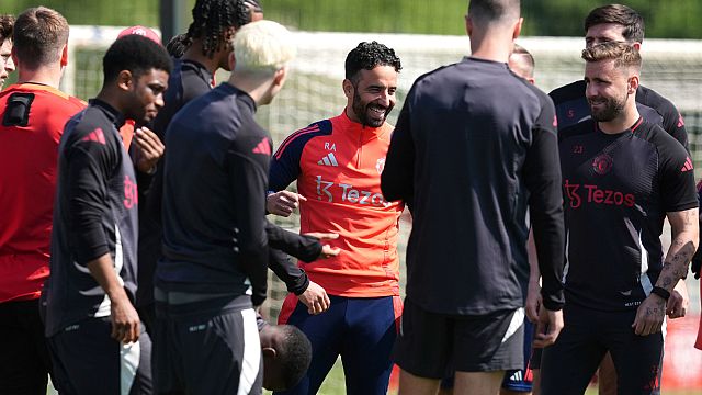 Manchester United prepare to take on Tottenham after dismal league campaign thumbnail