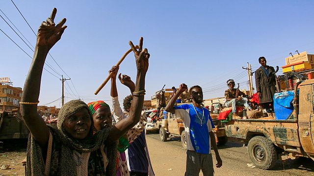 Sudan government orders the reopening of universities in Khartoum
