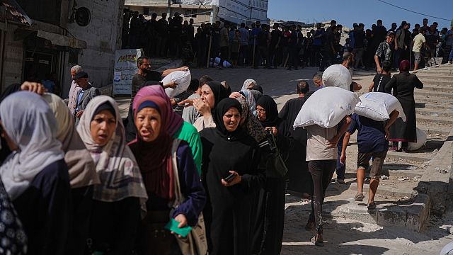 Des convois alimentaire entrent à Gaza