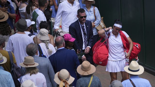 Ons Jabeur retires from Wimbledon Opener due to breathing issues thumbnail