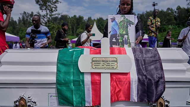 Kenya : derniers adieux à Boniface Kariuki, victime d'une violence policière