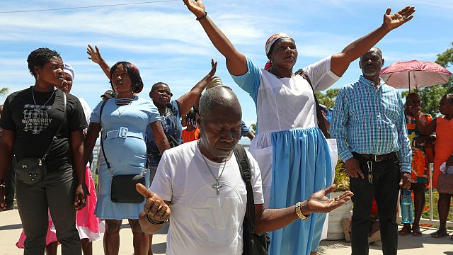 Haïti : privés de Saut-d’Eau, les fidèles honorent la Vierge dans la capitale