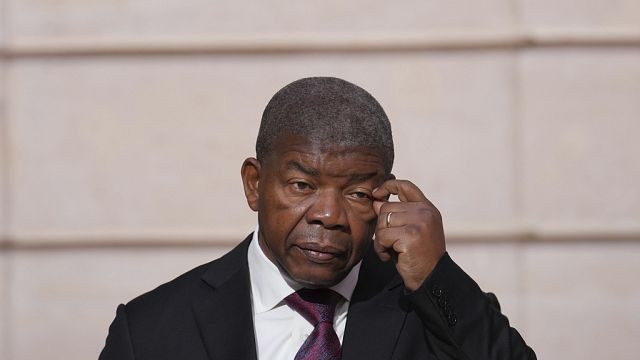 Four people killed and 500 arrested in Angola's fuel prices protests thumbnail