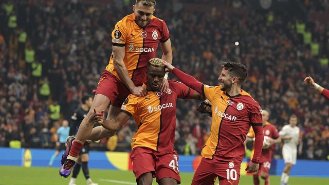 Galatasaray smashes transfer record with €75m Osimhen signing thumbnail
