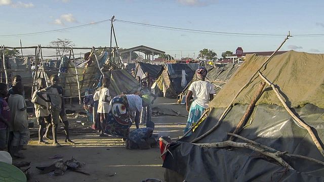 Intenzivirani napadi v severnem Mozambiku so v juliju povzročili množično razseljevanje