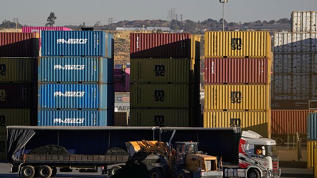 Droits de douane américains : 30 000 emplois menacés en Afrique du Sud 