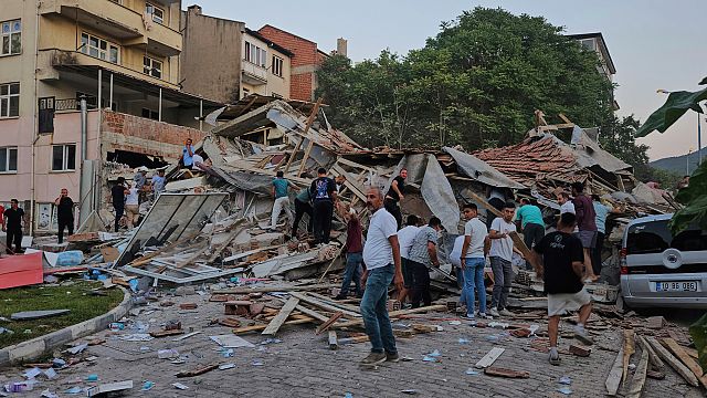 6.1 earthquake hits Turkey, killing 1 and collapsing buildings