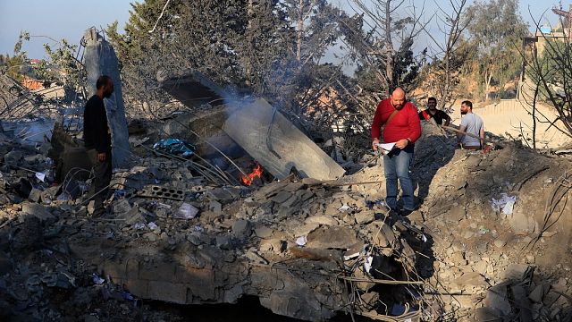 Israel trikes Southern Lebanon injuring atleast six people