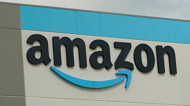 Amazon cloud computing outage disrupts Snapchat, Airbnb and online services worldwide