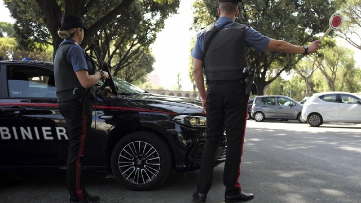 Favoreggiamento E Sfruttamento Prostituzione 8 Arresti A Foggia Euronews