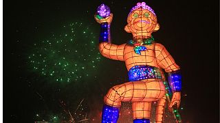 Numbers at Taipei lantern festival down amid virus [No Comment]