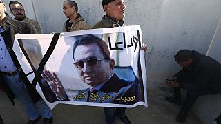 Indifférence au Caire après la mort de Moubarak