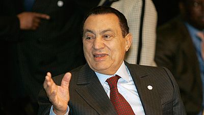 Egypte : Moubarak enterré après une cérémonie militaire
