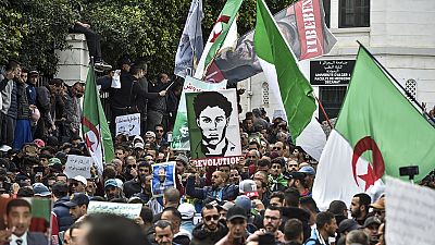 Algérie : une dizaine d'interpellations lors de la répression d'une marche antirégime