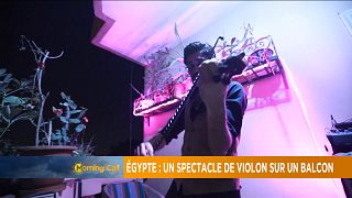 Egypte : un violoniste offre un concert sur le balcon