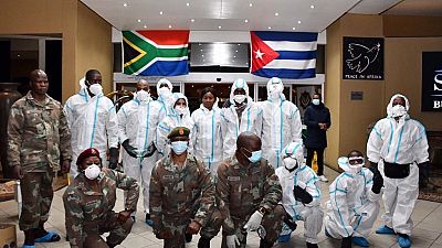 Coronavirus : plus de 200 médecins cubains en Afrique du Sud