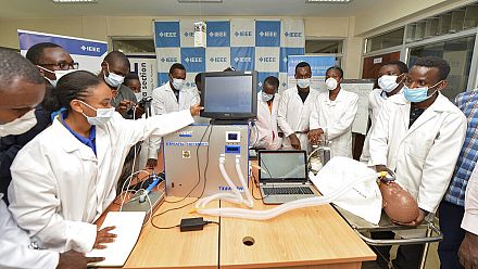 3D masks - ventilators: Kenya tech-novators on virus-combat mission