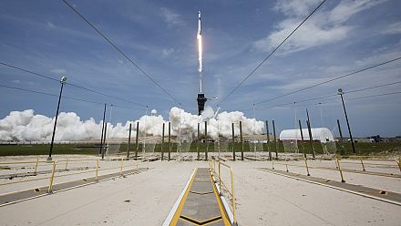 SpaceX lance de nouveaux satellites