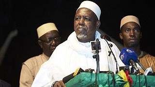 Mali : l'imam Dicko, leader écouté de la contestation, appelle au calme