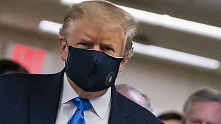 USA : Donald Trump en public avec un masque