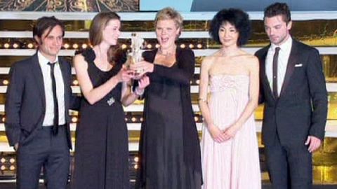 Malkovich awards 'best cast' gong in Marrakech