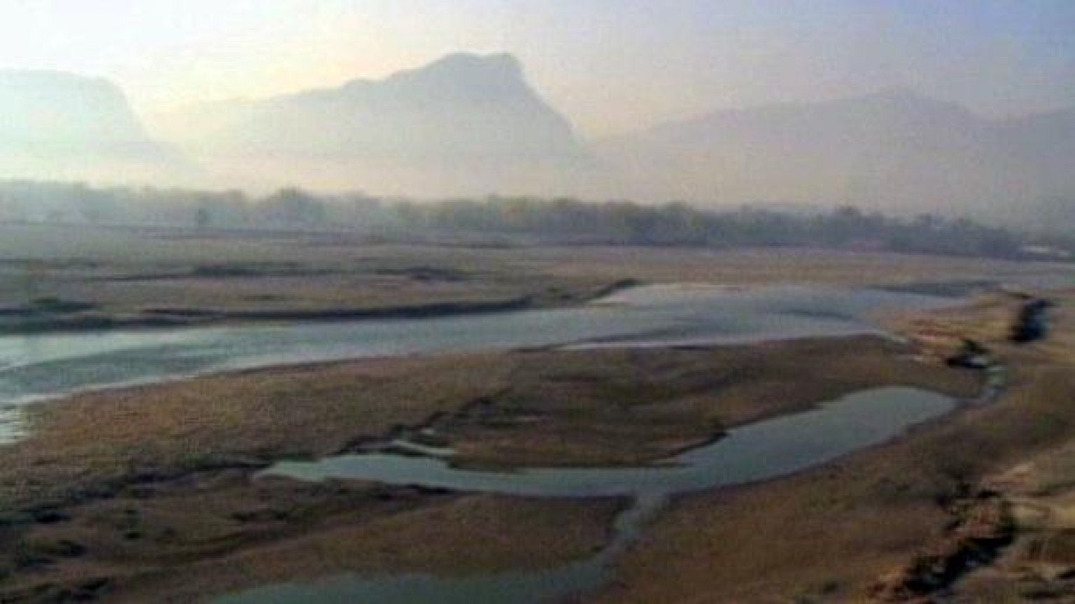 پاکستان هنوز با تبعات سیل دست و پنجه نرم می کند