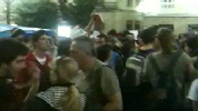 Spaniards take to Cadiz streets for demo