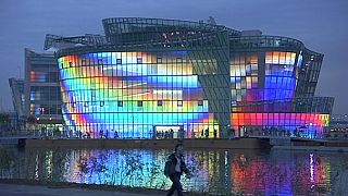 Konzert mit Wellengang: Seoul eröffnet weltgrößte schwimmende Insel