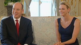 Der Countdown für die Hochzeit in Monaco läuft: Prinz Albert und seine Braut bleiben entspannt