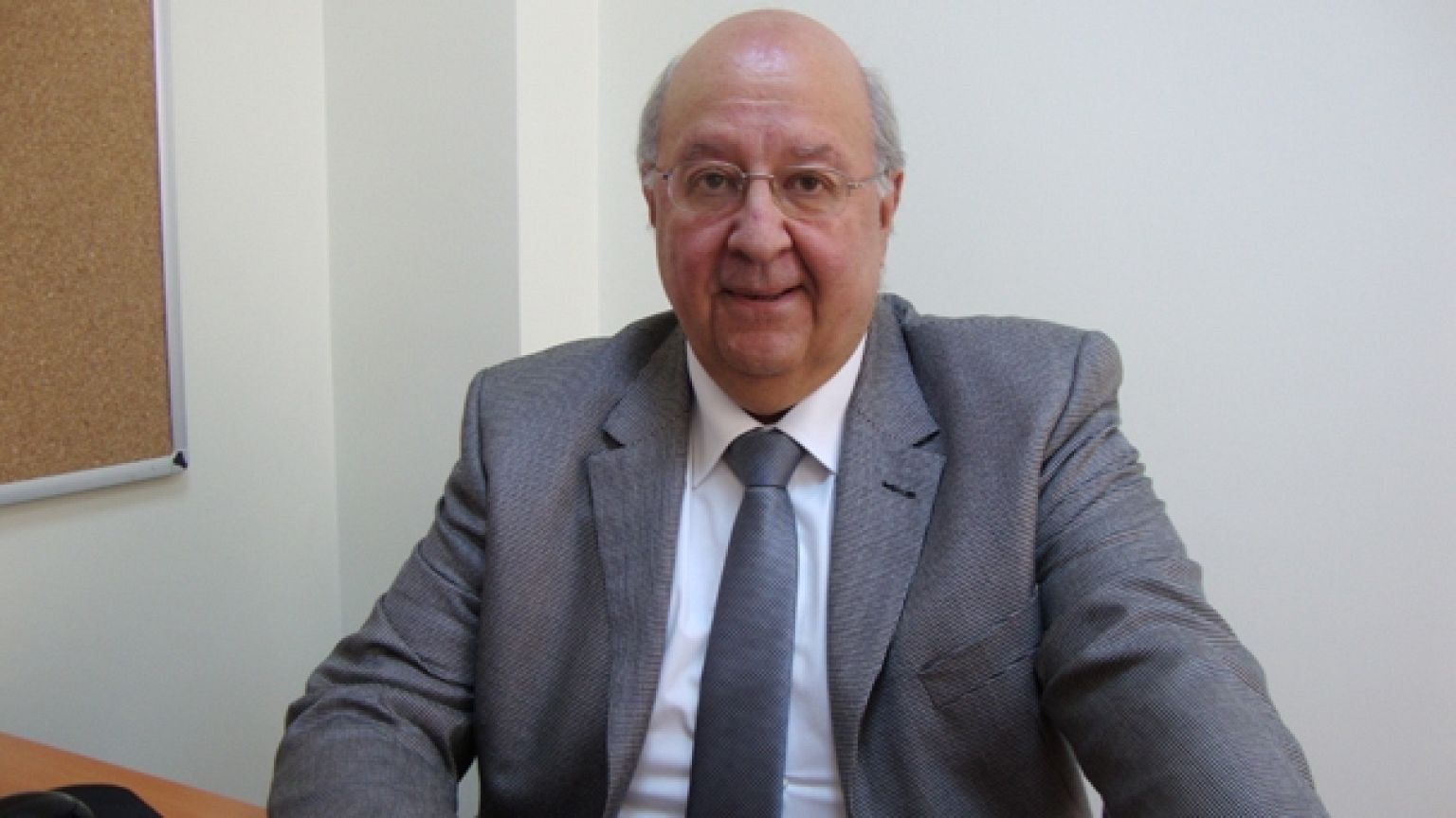 Ersin Kalaycıoğlu: CHP kolay muhalefeti seçti
