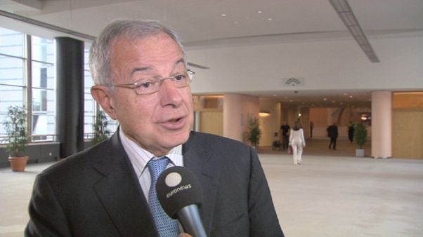 Lamassoure: la tassa Tobin è un pedaggio per la crescita europea Lamassoure: la tassa Tobin è un pedaggio per la crescita europea