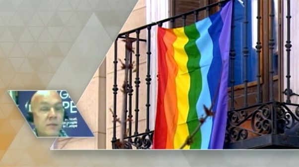 La lotta alle discriminazioni sessuali, tappa obbligata verso l'Europa La lotta alle discriminazioni sessuali, tappa obbligata verso l'Europa